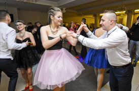 Studniówka z fotobudką, czyli tak się bawi ZST