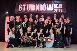 Studniówka w starym stylu