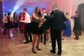 Studniówka w starym stylu
