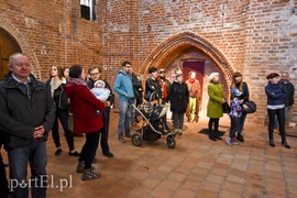 Chaos społeczny w Galerii EL