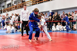 Walczą mali judocy