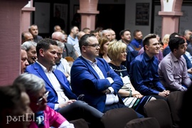 O samorządach, 500 + i prężeniu muskułów