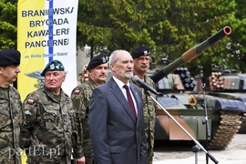 Polscy żołnierze jadą na Łotwę, dowodzi nimi elblążanin