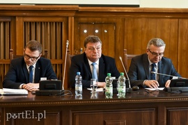 Nadzwyczajnie krótka sesja