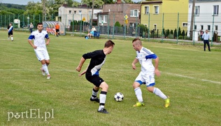 Barkas podnosi się z dna