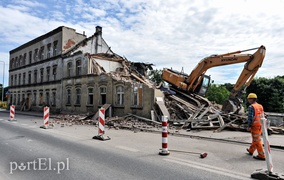 Znika budynek przy Traugutta