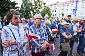 Kolejny protest przed sądem