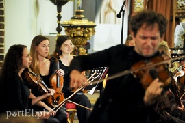 Grali tak energetycznie, że aż struna pękła