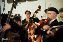 Grali tak energetycznie, że aż struna pękła