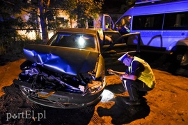 Tajemnicza kolizja na ul. Nowodworskiej, kierowca nic nie pamięta