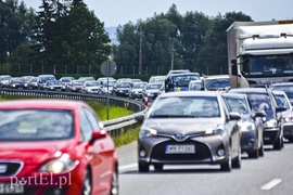 Uderzył w barierki na drodze w kierunku Gdańska