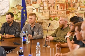 Tunelu nie ma, ale będą kopać dalej