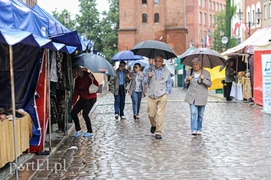 Chleb smakuje nawet w deszczu