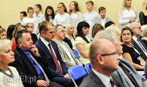 Pierwszy dzwonek z reformą w tle
