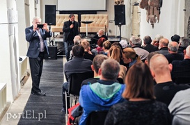 Robotnik sztuki poszukujący prawdy ostatecznej