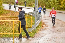 Biegli po dom dla Radka