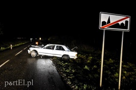 Zderzenie mercedesa z ciągnikiem