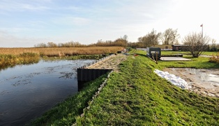 Walczą z zatorami, liczą na pogodę