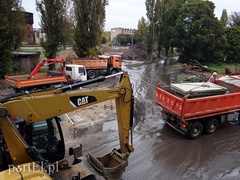 Mieszkają na budowie i mają tego dość