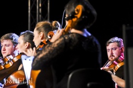 Popłynęła muzyka dla niepodległej