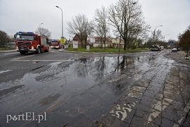 Wypadł ładunek, przez ponad 4 godziny ruch był zablokowany   (aktualizacja) 