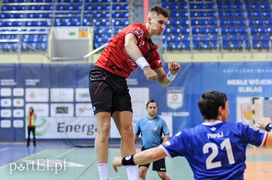 Wybrzeże gromi Meblarzy (piłka ręczna)