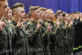 Ślubowanie na wojskową nutę