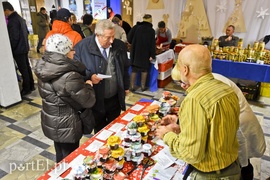 Jarmark podszyty świętami