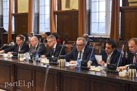 Budżet pełen emocji