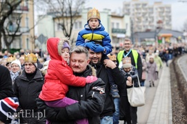 Mędrcy świata, monarchowie, gdzie śpiesznie dążycie?