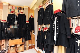 Za mundurem... do powstania sznurem