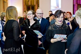 Dziś jest dobry czas na ekstrawagancję!