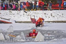 Co zrobić, gdy pod kimś załamie się lód?