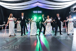 Studniówka ZSTI: \"...skończymy o pianiu kura, a później tylko matura\"