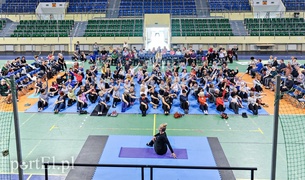 Tak seniorzy ćwiczą jogę