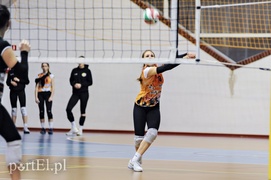Miłe złego początki (siatkówka)