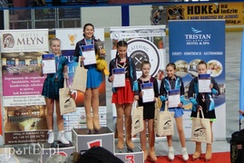 Znakomite wyniki łyżwiarzy z Szóstki