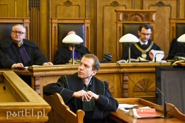 Brutalnie pobita zmarła w kałuży krwi. Konkubent stanął przed sądem