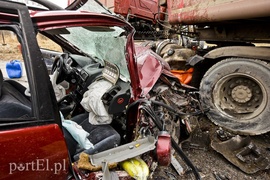 Wypadek na starej \"siódemce\". Pięć osób rannych