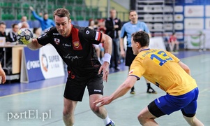 Meblarze zwycięstwem pożegnali się z kibicami (piłka ręczna)