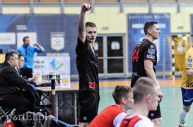 Meblarze zwycięstwem pożegnali się z kibicami (piłka ręczna)