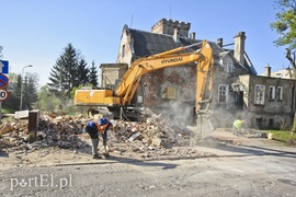 Po przybudówce nie ma już śladu