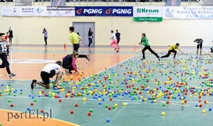 Kilometry nakrętek od uczniów