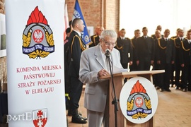 Święty Florian przyniósł strażakom awanse i odznaczenia