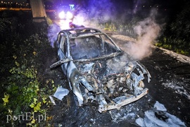 Infiniti spłonęło doszczętnie przy S22