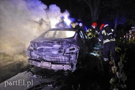 Infiniti spłonęło doszczętnie przy S22