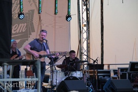 Zalew rozbrzmiewał szantami