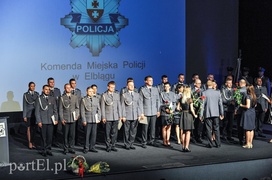 Zasłużyli na awanse i nową komendę