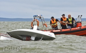 Woda to ich żywioł, teraz są na fali