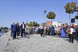 Premier z wizytą, przekop na wybory